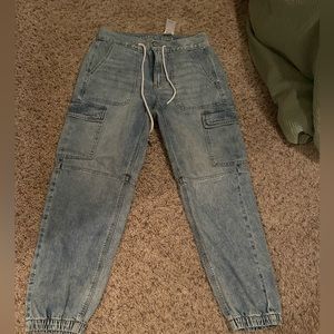 American eagle joggers jeans